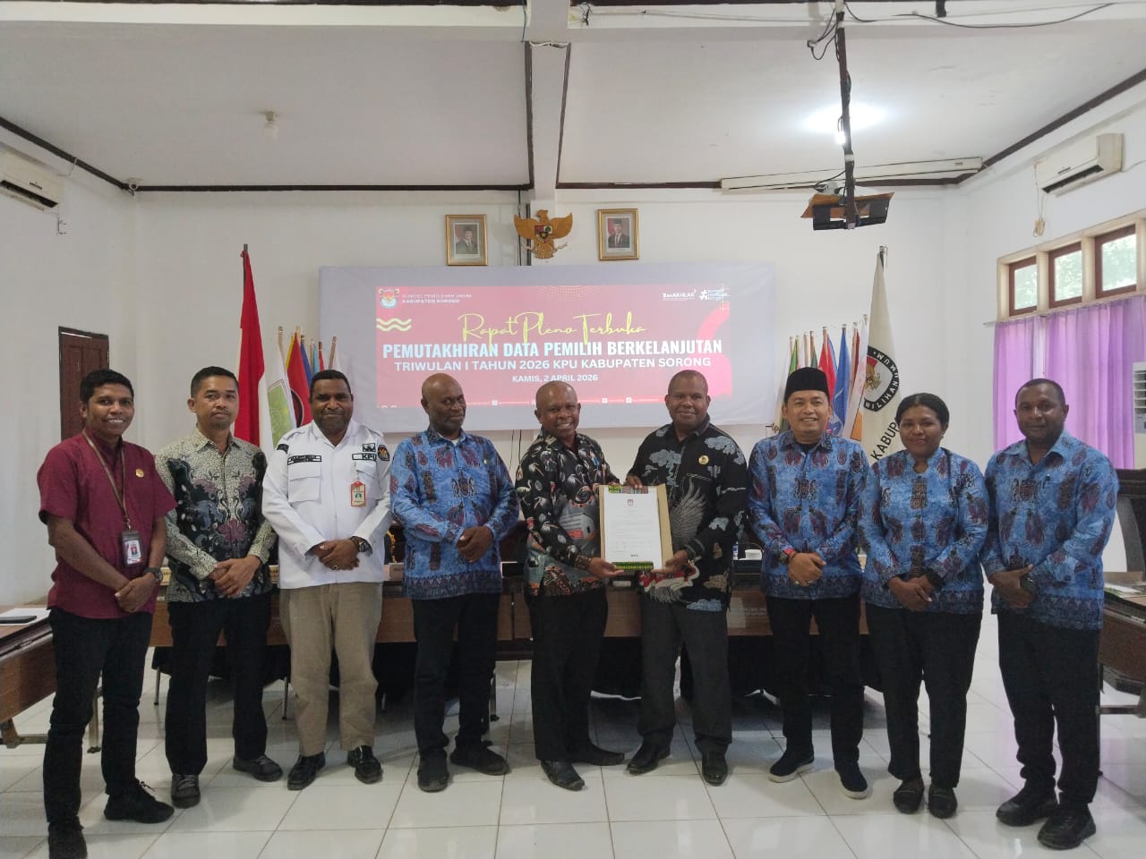 Foto Kegiatan Rapat Pleno Terbuka Pemutakhiran Data Pemilih Berkelanjutan (PDPB) Triwulan I Kabupaten Sorong Tahun 2025