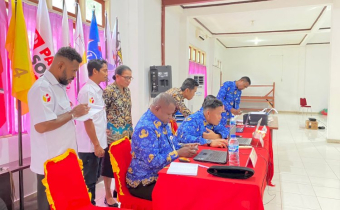 BAWASLU KABUPATEN SORONG TANCAP GAS PENGAWASAN TAHAPAN VERIFIKASI ADMINISTRASI PARPOL