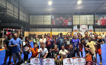 Bawaslu Kabupaten Sorong Raih Juara Umum Turnamen Futsal Antar Satuan Kerja Se-Provinsi Papua Barat Daya